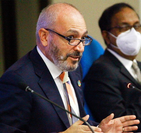 UNDP Sustainable Finance Hub director addresses Sri Lanka parliament